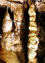 stalagmite grotte de Foissac